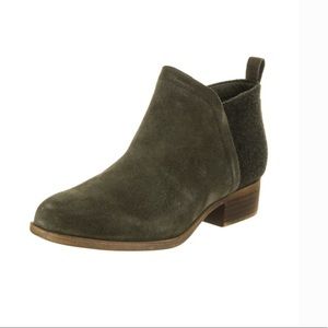Toms “Deia” bootie